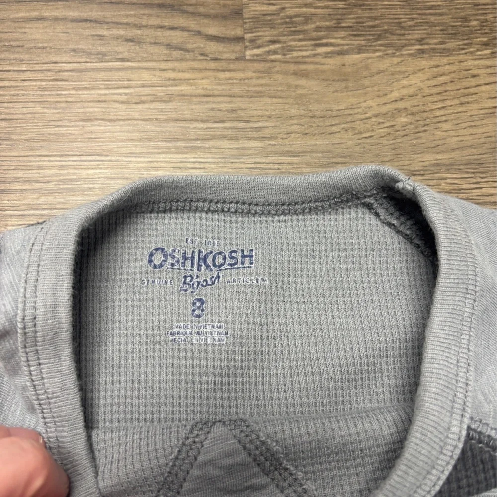 OshKosh B'gosh 8yo Wht/Blue Striped & Gray Camo cuffed LSS, GUC.